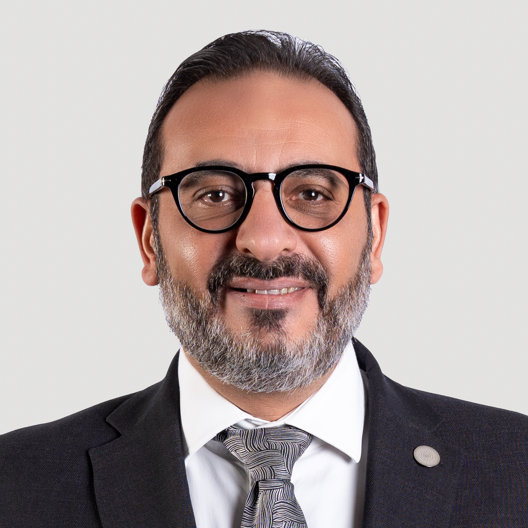  Tamer Bazina